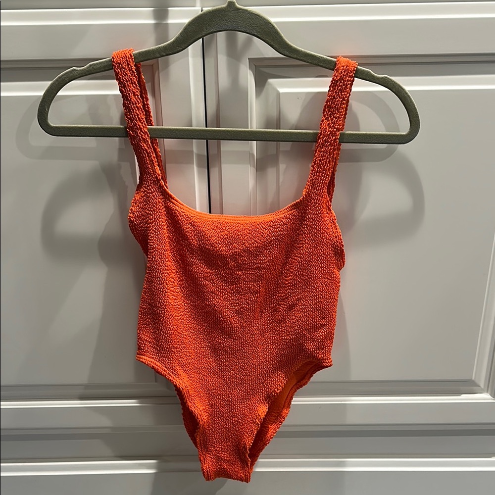 Bond-eye one Piece Swimsuit